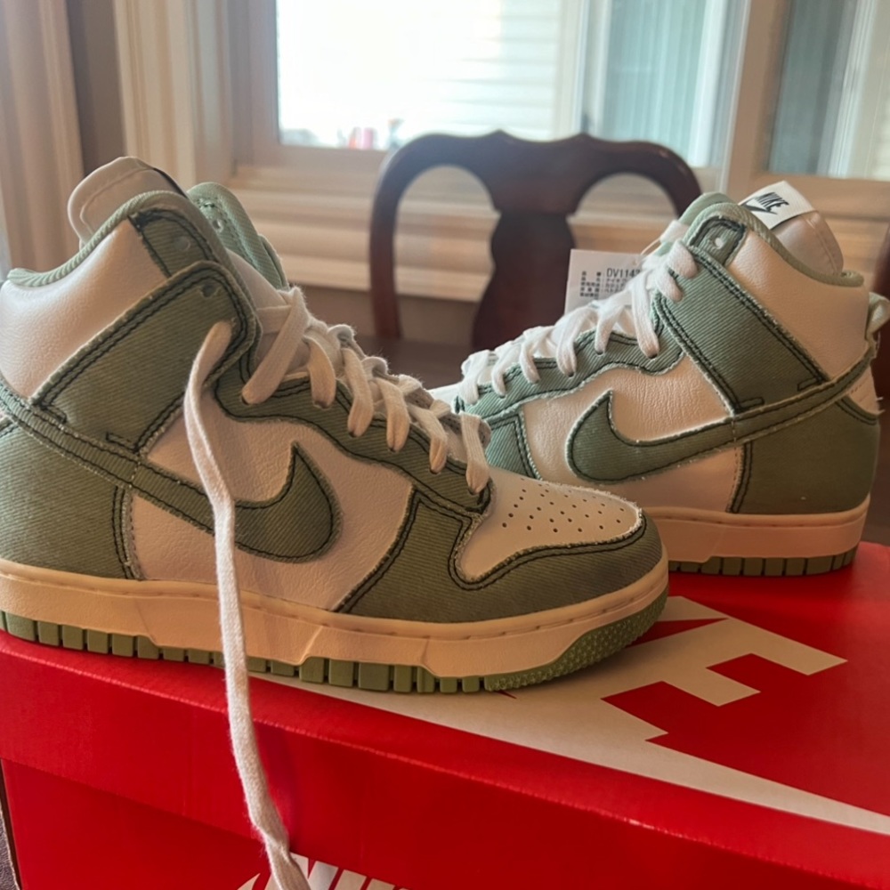 Nike Dunks